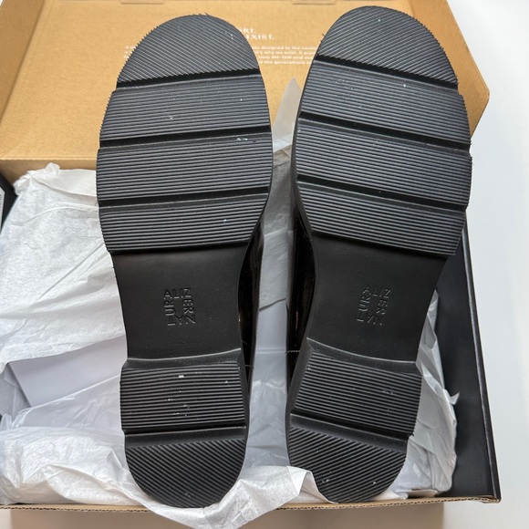 Naturalizer Women's Committed Lug Sole Loafers- Size 11 - Picture 11 of 12